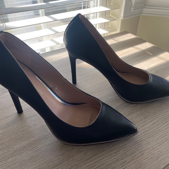 BCBGeneration - Picture 1 of 6